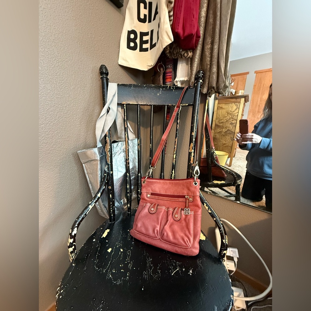 Giani Bernini Washed-red leather crossbody